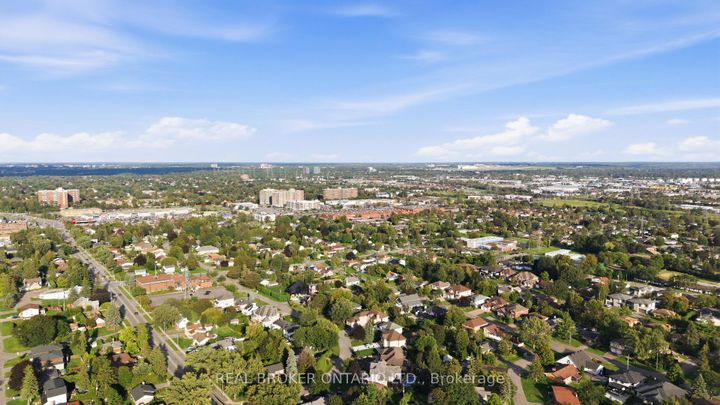 Photo 49 at 82 Meadowlands Drive W, Nepean (Meadowlands/Crestview), Ottawa