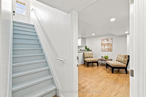 Photo 28 at 82 Meadowlands Drive W, Nepean (Meadowlands/Crestview), Ottawa