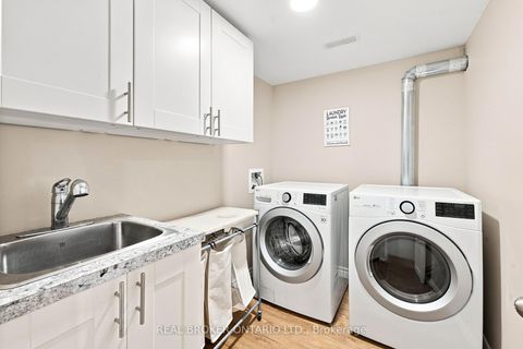 Photo 40 at 82 Meadowlands Drive W, Nepean (Meadowlands/Crestview), Ottawa