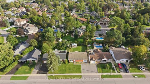 Photo 46 at 82 Meadowlands Drive W, Nepean (Meadowlands/Crestview), Ottawa
