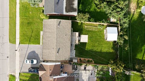 Photo 47 at 82 Meadowlands Drive W, Nepean (Meadowlands/Crestview), Ottawa
