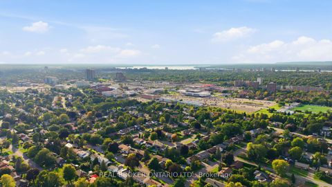 Photo 48 at 82 Meadowlands Drive W, Nepean (Meadowlands/Crestview), Ottawa