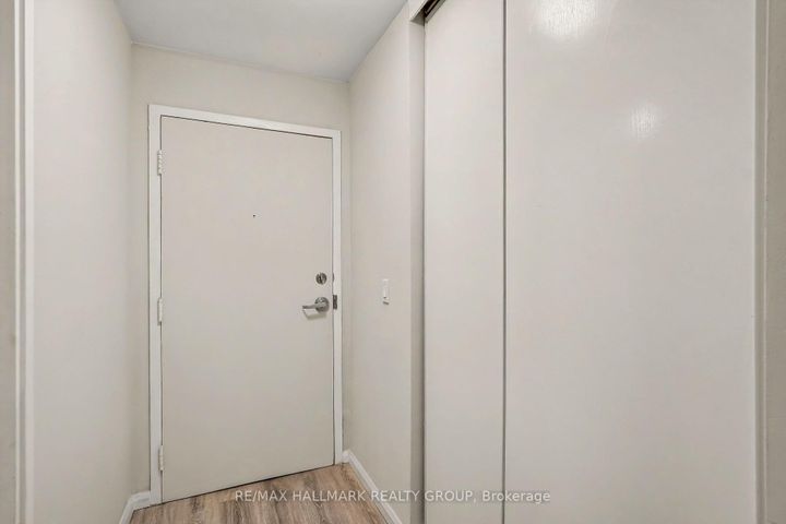 Photo 3 at 403 - 475 Laurier Avenue W, Ottawa Centre, Ottawa