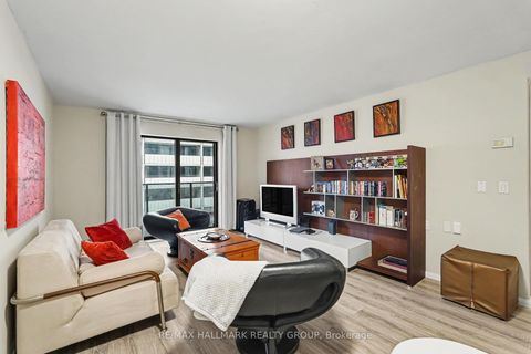 Photo 5 at 403 - 475 Laurier Avenue W, Ottawa Centre, Ottawa