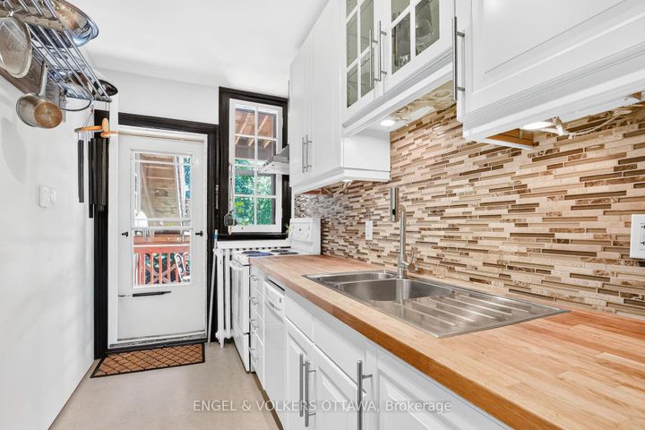 Photo 13 at 128 Second Avenue, Glebe, Ottawa