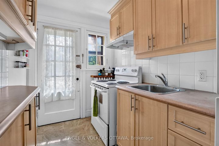 Photo 37 at 128 Second Avenue, Glebe, Ottawa