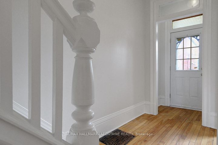 Photo 3 at 138 Concord Street S, Ottawa East, Ottawa