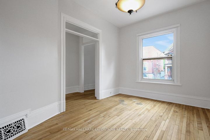 Photo 4 at 138 Concord Street S, Ottawa East, Ottawa