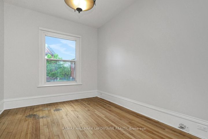 Photo 5 at 138 Concord Street S, Ottawa East, Ottawa