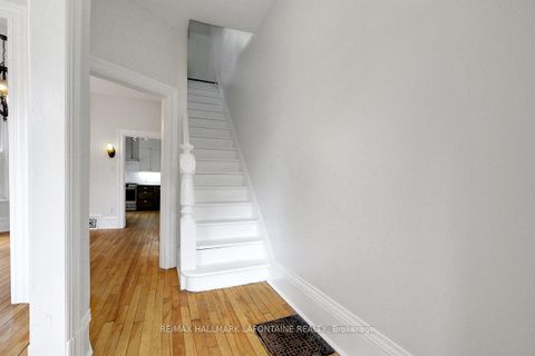 Photo 2 at 138 Concord Street S, Ottawa East, Ottawa