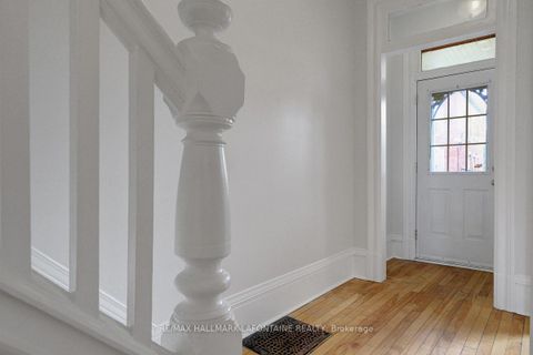 Photo 3 at 138 Concord Street S, Ottawa East, Ottawa