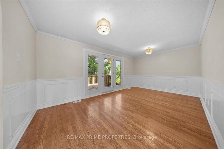 Photo 9 at 104 Queensline Drive, Nepean (Bruce Farm/Graham Park/Qualicum/Bellands), Ottawa