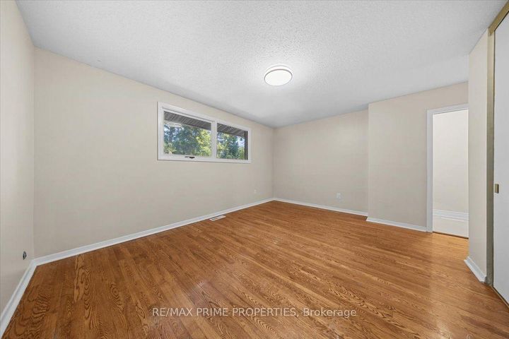 Photo 18 at 104 Queensline Drive, Nepean (Bruce Farm/Graham Park/Qualicum/Bellands), Ottawa