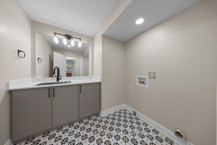 Photo 26 at 104 Queensline Drive, Nepean (Bruce Farm/Graham Park/Qualicum/Bellands), Ottawa