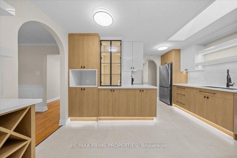 Photo 15 at 104 Queensline Drive, Nepean (Bruce Farm/Graham Park/Qualicum/Bellands), Ottawa