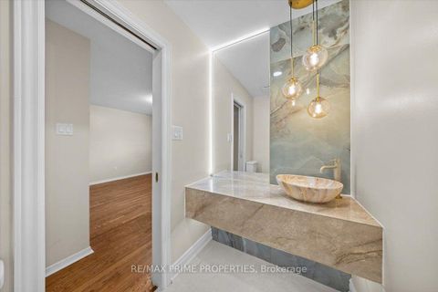 Photo 19 at 104 Queensline Drive, Nepean (Bruce Farm/Graham Park/Qualicum/Bellands), Ottawa