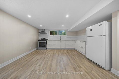 Photo 29 at 104 Queensline Drive, Nepean (Bruce Farm/Graham Park/Qualicum/Bellands), Ottawa