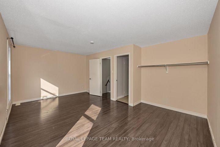 Photo 27 at D - 284 Dalehurst Drive, Nepean (Tanglewood), Ottawa