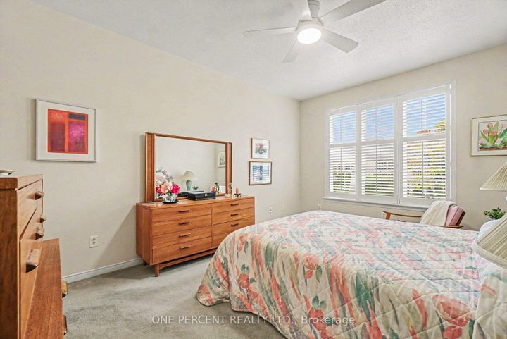 Photo 20 at 214 Cairnsmore Circle, Nepean (Stonebridge), Ottawa
