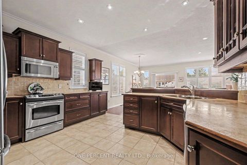 Photo 15 at 214 Cairnsmore Circle, Nepean (Stonebridge), Ottawa