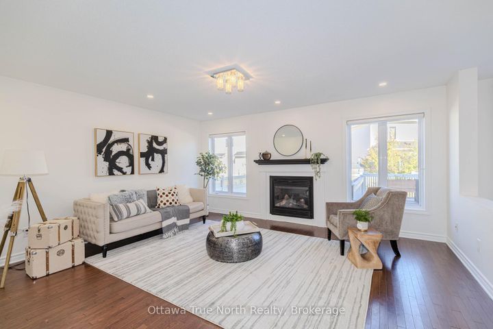 Photo 9 at 578 Paul Metivier Drive, Nepean (Strandherd), Ottawa