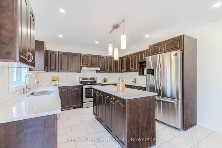 Photo 15 at 578 Paul Metivier Drive, Nepean (Strandherd), Ottawa