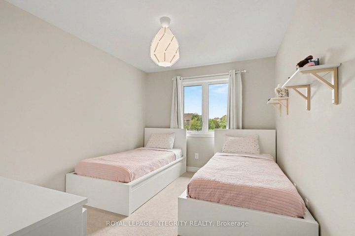 Photo 20 at 286 Fergus Crescent, Nepean (Cedargrove/Fraserdale), Ottawa