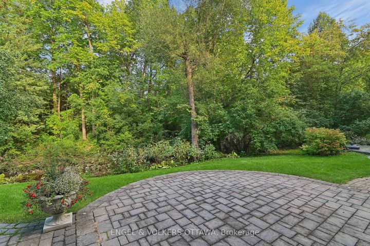 Photo 43 at 11 Creek's End Lane, Nepean (Bayshore), Ottawa