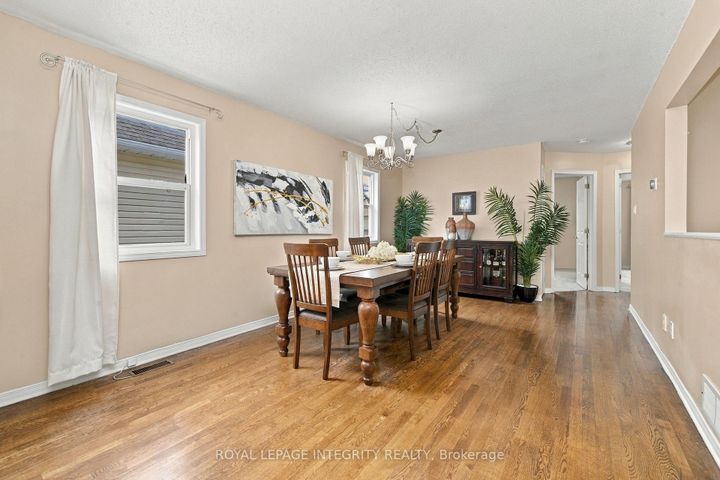 Photo 5 at 72 Calaveras Avenue, Nepean (Longfields), Ottawa