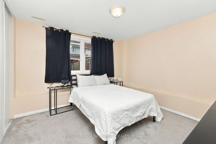 Photo 31 at 72 Calaveras Avenue, Nepean (Longfields), Ottawa