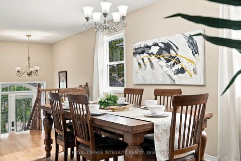 Photo 4 at 72 Calaveras Avenue, Nepean (Longfields), Ottawa