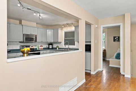 Photo 8 at 72 Calaveras Avenue, Nepean (Longfields), Ottawa