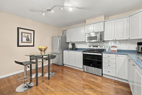 Photo 11 at 72 Calaveras Avenue, Nepean (Longfields), Ottawa