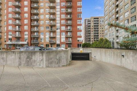 Photo 5 at 802 - 120 Grant Carman Drive, Nepean (Borden Farm/Stewart Farm/Carleton Heights/Parkwood Hills), Ottawa