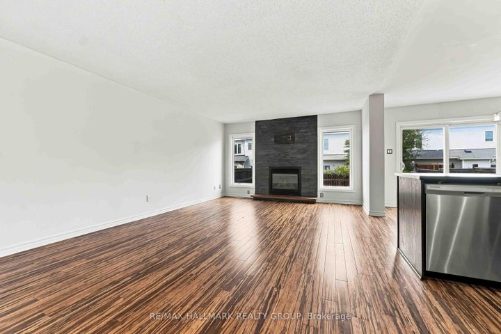 Photo 6 at 486 Paul Metivier Drive, Nepean (Strandherd), Ottawa