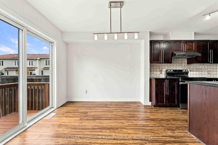 Photo 12 at 486 Paul Metivier Drive, Nepean (Strandherd), Ottawa