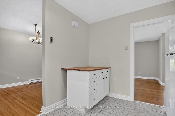 Photo 17 at 20 Cramer Drive, Nepean (Sheahan Estates/Trend Village), Ottawa