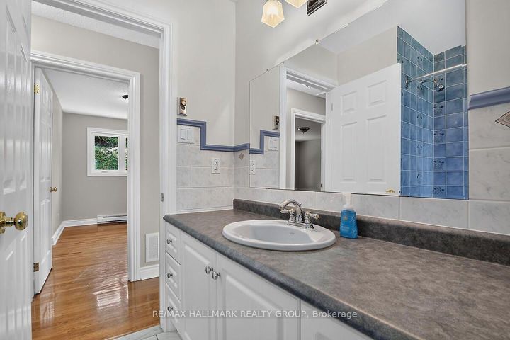 Photo 24 at 20 Cramer Drive, Nepean (Sheahan Estates/Trend Village), Ottawa