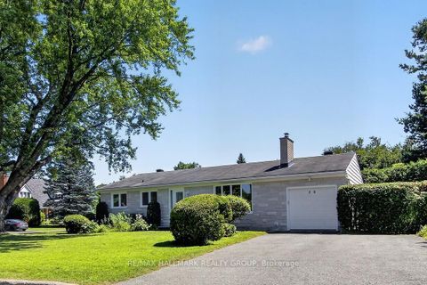 Photo 1 at 20 Cramer Drive, Nepean (Sheahan Estates/Trend Village), Ottawa