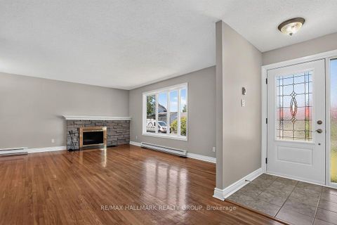 Photo 7 at 20 Cramer Drive, Nepean (Sheahan Estates/Trend Village), Ottawa