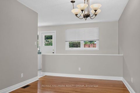 Photo 13 at 20 Cramer Drive, Nepean (Sheahan Estates/Trend Village), Ottawa