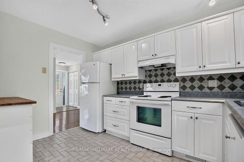 Photo 16 at 20 Cramer Drive, Nepean (Sheahan Estates/Trend Village), Ottawa