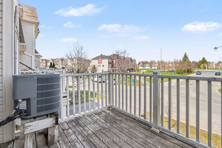 Photo 28 at 2100 Madrid Avenue, Nepean (Heritage Park), Ottawa