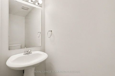 Photo 19 at 2100 Madrid Avenue, Nepean (Heritage Park), Ottawa