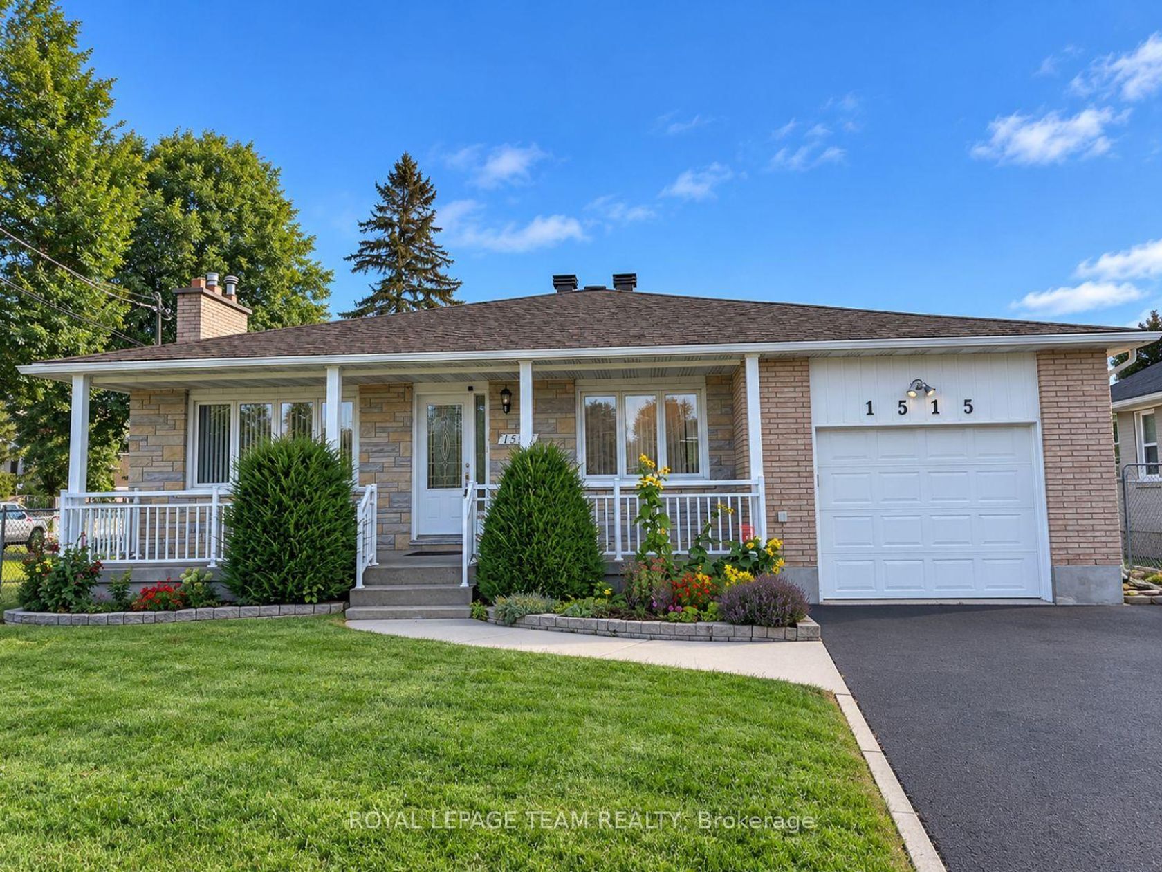 1515 Valmarie Avenue, Nepean (Carleton Heights), Ottawa 
