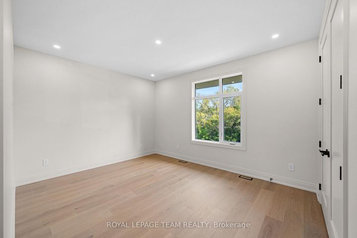 Photo 31 at 93 Lotta Avenue, Nepean (Meadowlands/St. Claire Gardens), Ottawa