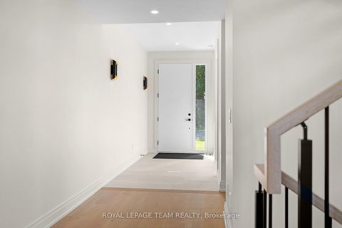 Photo 2 at 93 Lotta Avenue, Nepean (Meadowlands/St. Claire Gardens), Ottawa