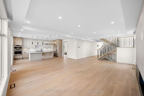 Photo 18 at 93 Lotta Avenue, Nepean (Meadowlands/St. Claire Gardens), Ottawa