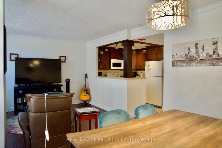 Photo 8 at 205 - 35 Holland Avenue, Ottawa West, Ottawa