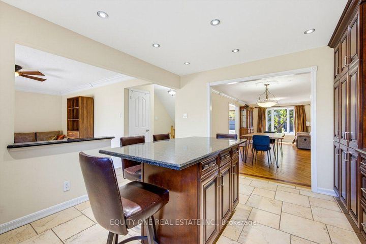 Photo 12 at 35 Ivylea Street, Nepean (Craig Henry/Woodvale), Ottawa